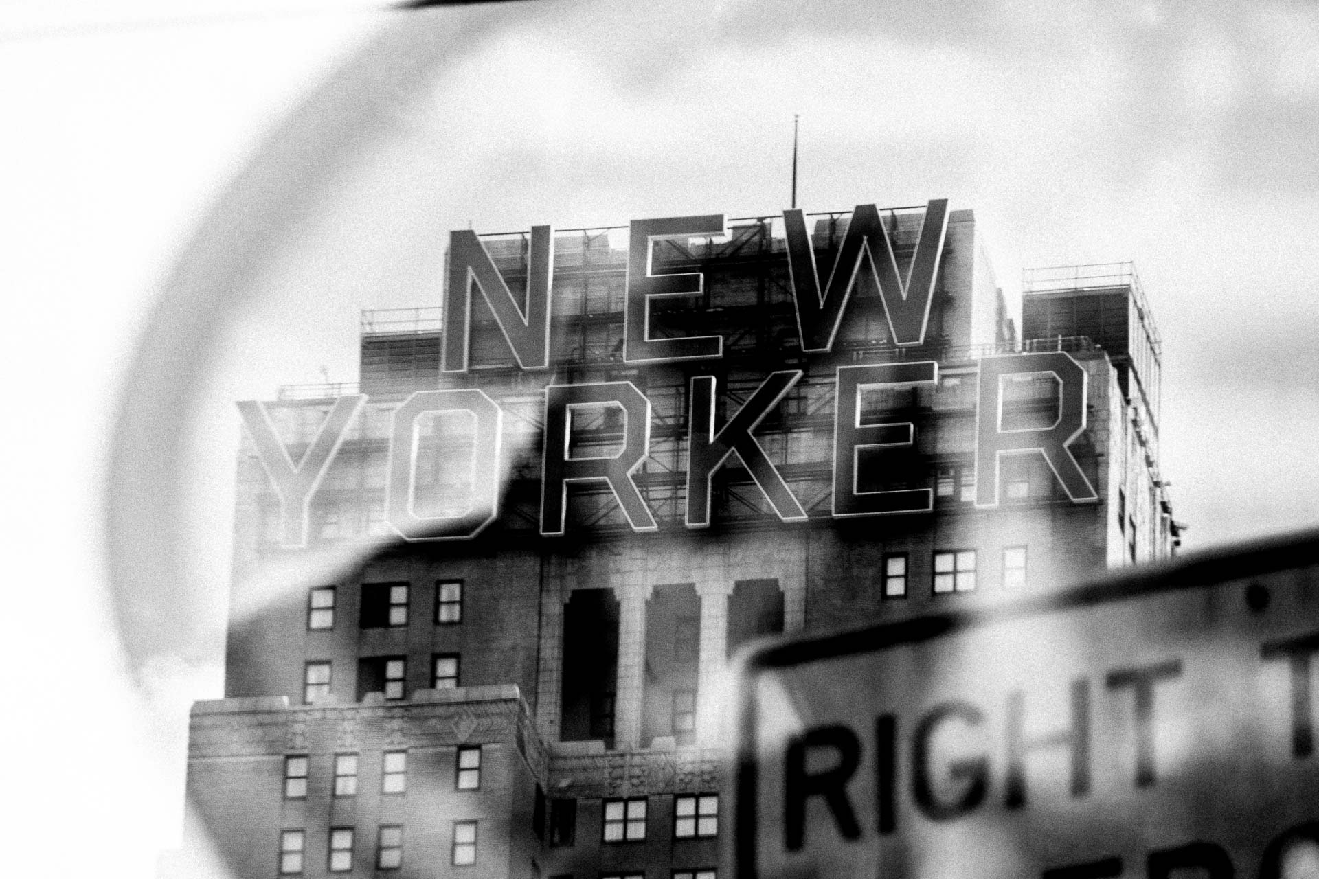 Vorschau New Yorker I – limitierter Kunstdruck von Sascha Höcker, Großstadt-Motiv auf FineArt-Papier