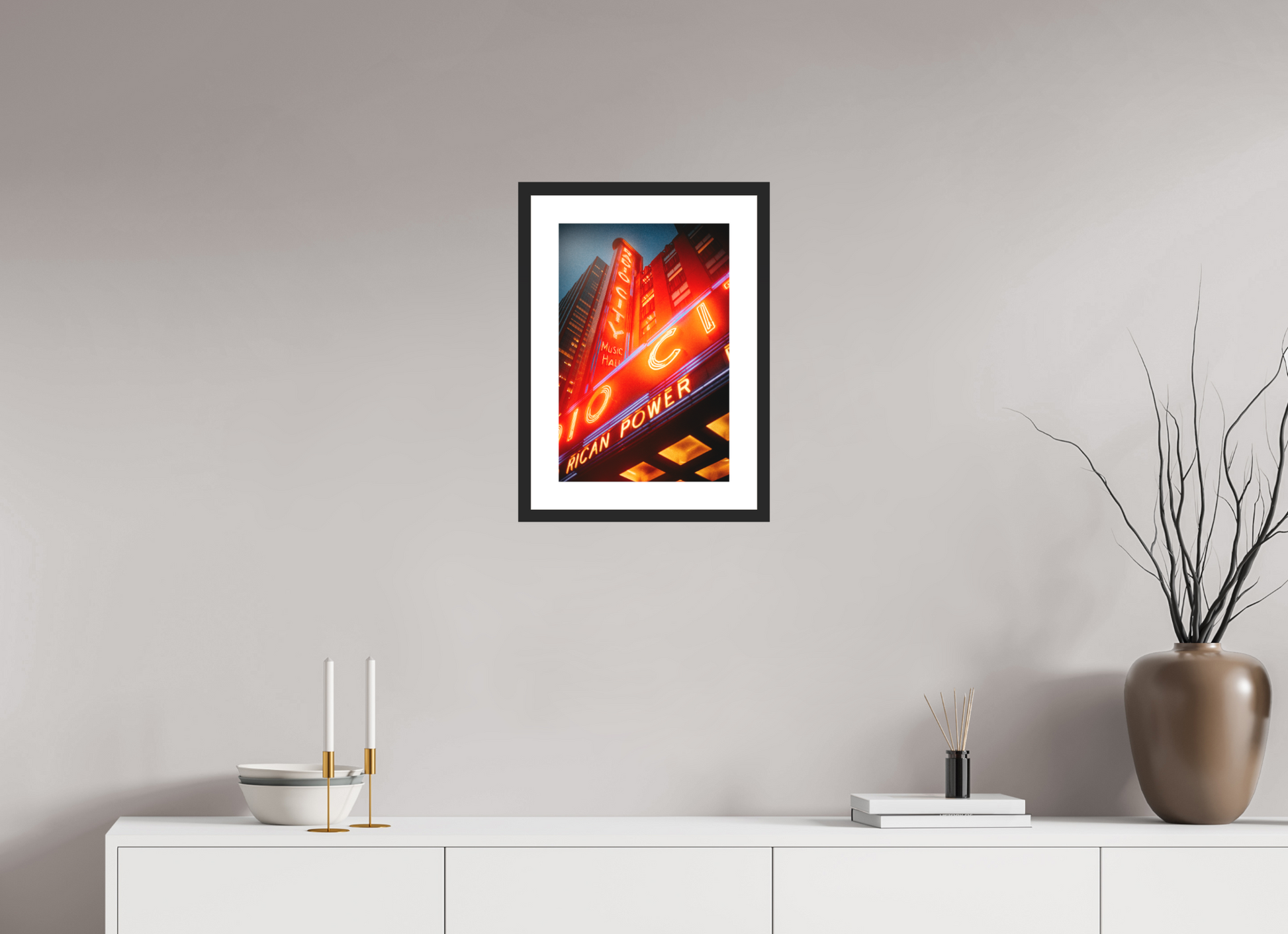 Radio City I – limitierter Kunstdruck von Sascha Höcker, urbanes Motiv auf FineArt-Papier Hahnemühle Photo Rag gerahmt hinter Museumsglas